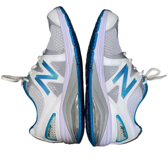 New Balance Women’s 1540 V2 Lace Up Running Shoes | 6 - Picture 2 of 7